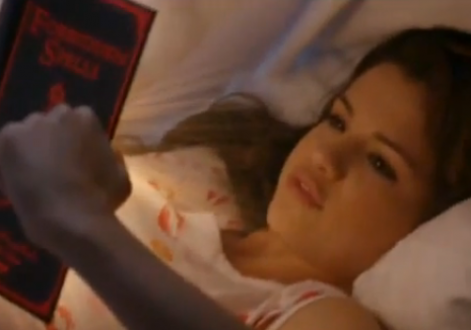 selena14.png selena14.png